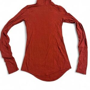 Women's Red Lululemon Long Sleeve Top